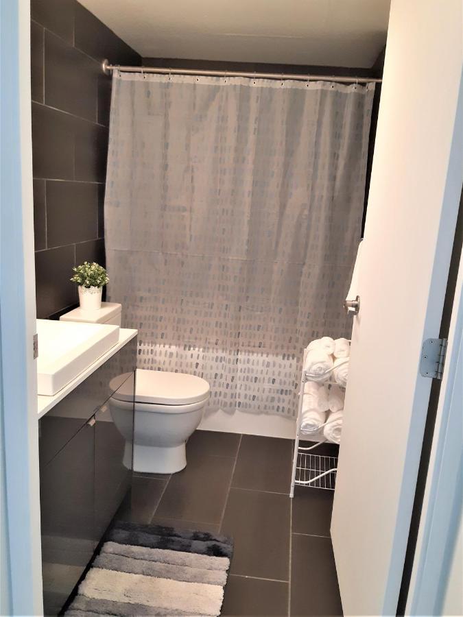 Luxury Skyline Condo In Downtown Free 24/7 Parking Winnipeg Exteriör bild
